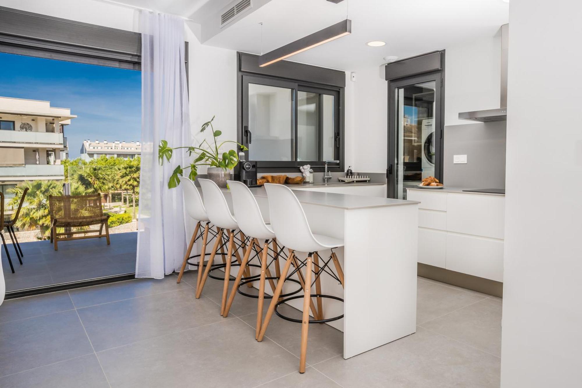 Prime Spanish Holidays - Rennes Arenal Playa Apartament *