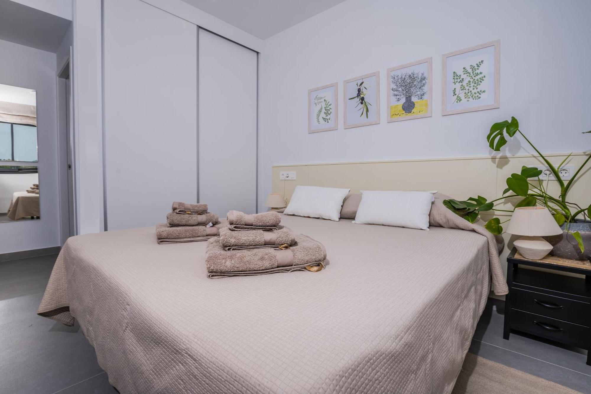 Prime Spanish Holidays - Rennes Arenal Playa Javea