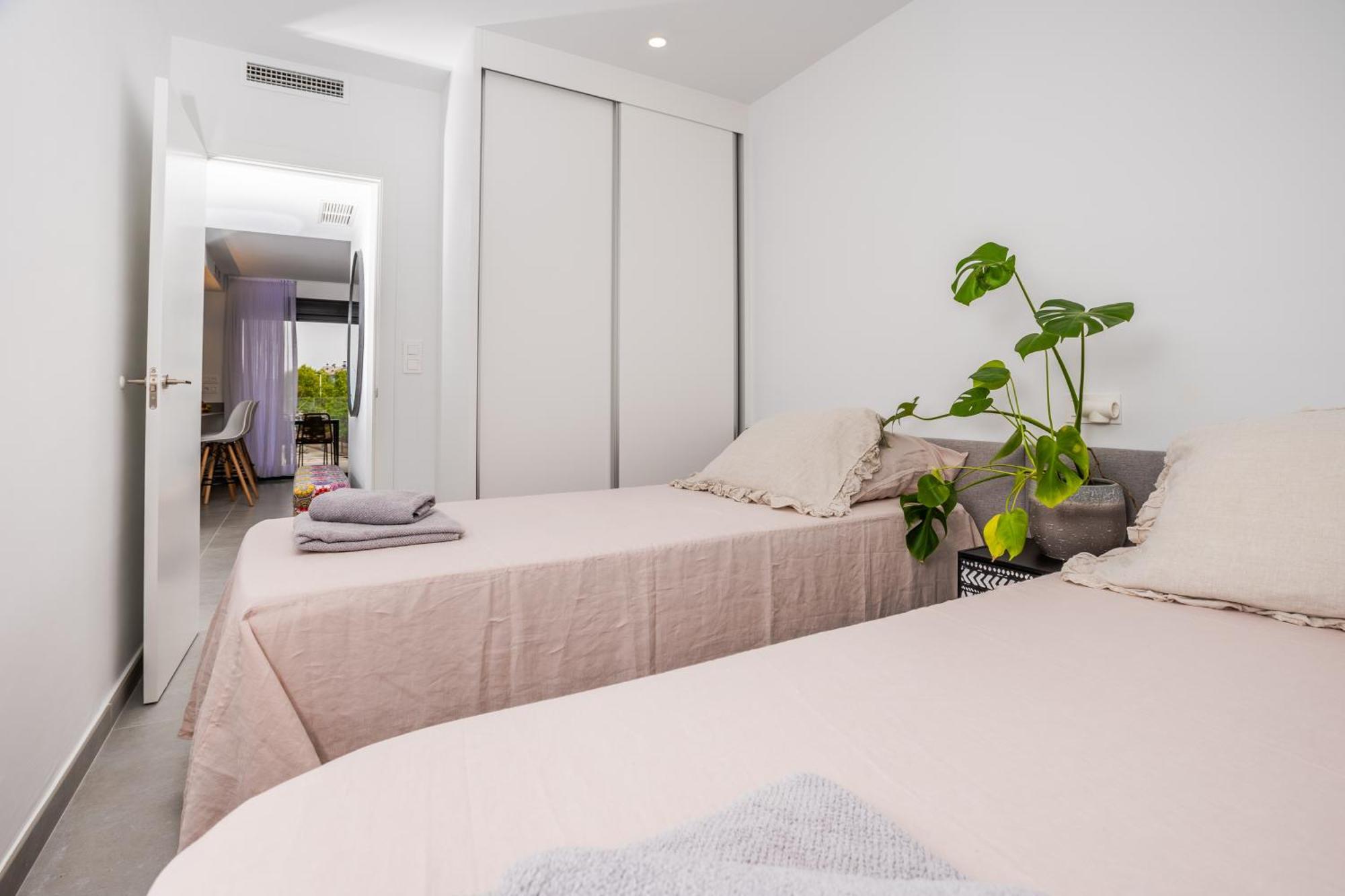 Prime Spanish Holidays - Rennes Arenal Playa Javea