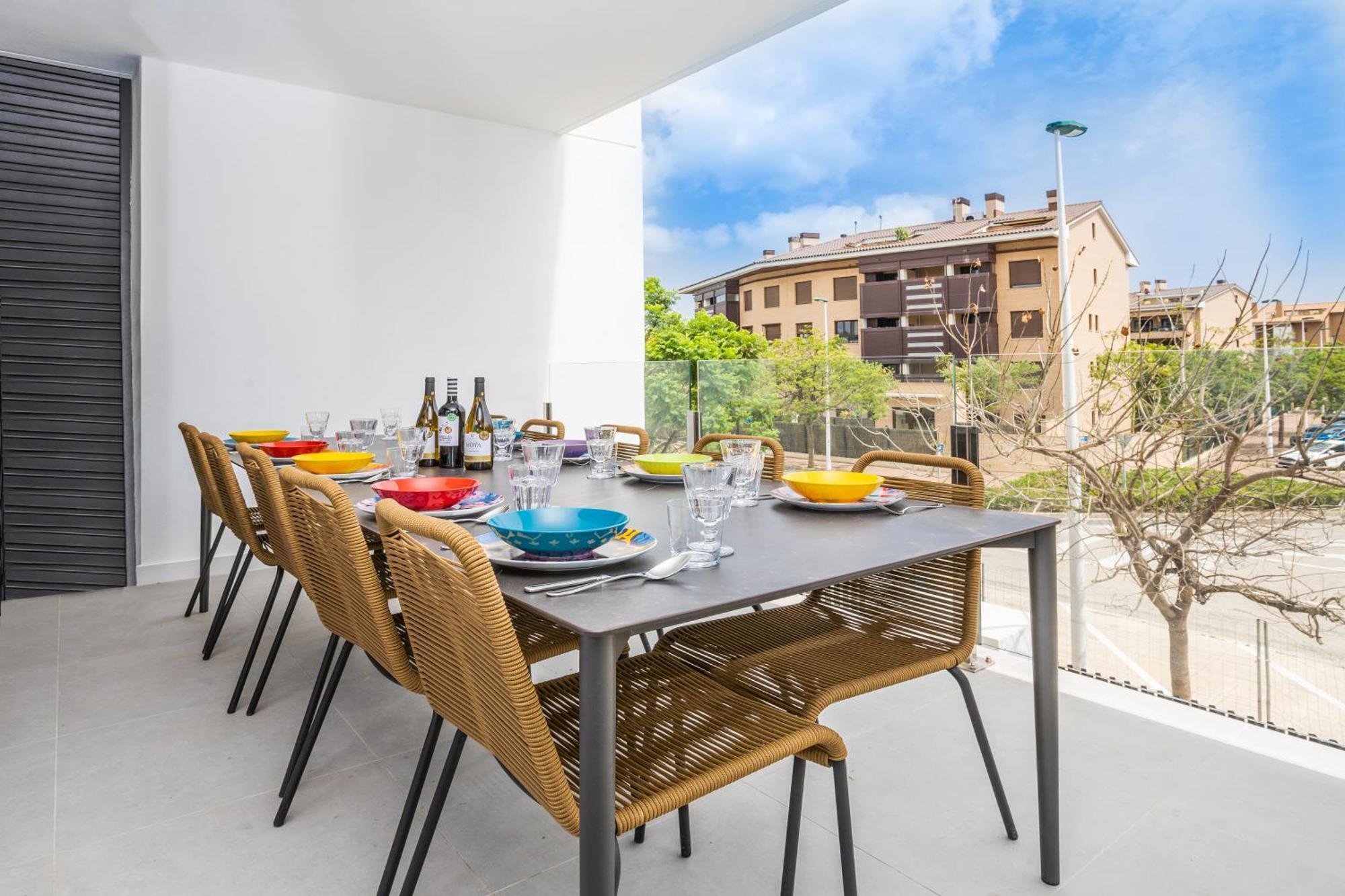 Prime Spanish Holidays - Rennes Arenal Playa Apartment